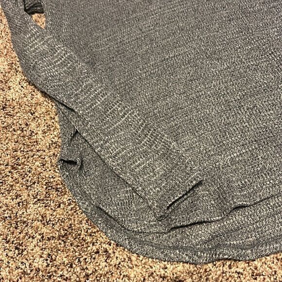 Long Sleeve Shirt - Picture 3 of 3